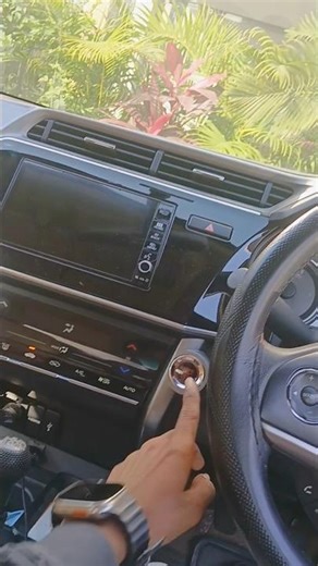 Red Button🛑 #redbutton #totaldhamal #movie #dailoguevideo #short #funnyshorts #comedyvideos #viral