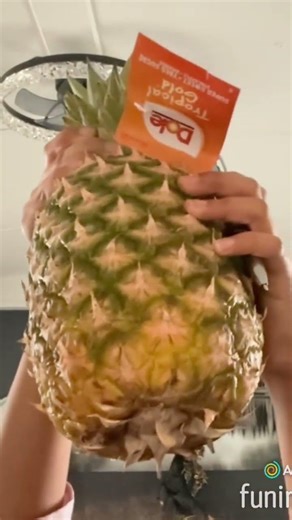 I have a pen I have apple apple pen! 🍎🖊️