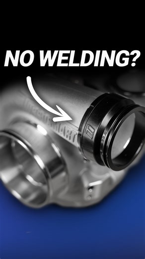 Do you like the idea of a hard pipe fitting directly on your turbocharger compressor cover, but don’t want to cut and weld it? Look no further than the Turbosmart LockSleeve. | Turbosmart