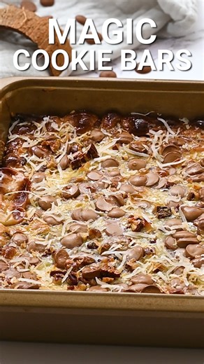 MAGIC COOKIES BARS! Recipe: https://princesspinkygirl.com/magic-cookie-bars/ | Princess Pinky Girl