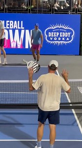 No.1 in golf 🆚 No.1 in Pickleball 😳 Scottie Scheffler participated in the PPA Tour’s Deep Eddy Vodka Celebrity Showdown and goes head-to-head with the Ben Johns in a hands battle! 👋🤺 | PPA Tour