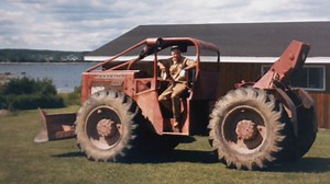 340K views · 6.1K reactions | While excavating the east hill location, the Oak Island team unearths a massive boulder, but their hydraulic hose ruptures before reaching it. | The Curse of Oak Island | Facebook