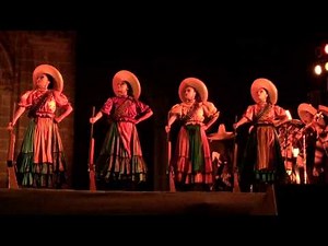 "La Revolucion" Ballet Folklorico de Mexico