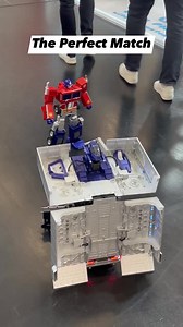 24M views · 362K reactions | The Perfect Match - Optimus Prime with the Trailer Kit烙 #transformers #optimusprime | Robosen Europe | Facebook