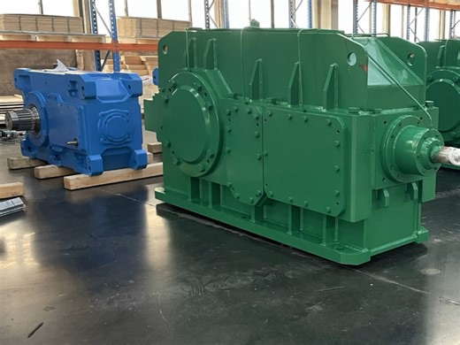 专为极端重载、24小时不间断运行设计#大功率齿轮箱#大型矿山设备#水泥磨机#工业自动化#辊压机#轧钢机#硬齿面减速机
