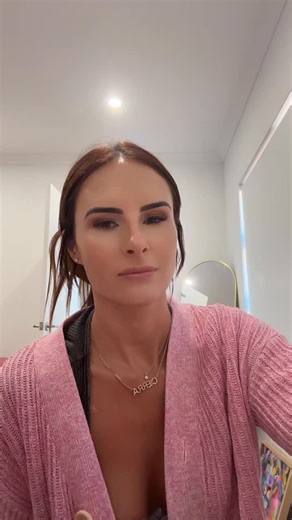 Cierra Stone on Instagram: "Guess my job 🤓"