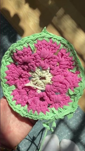 using t-shirts to crochet! | crocheting with everything other than yarn