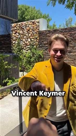 Fist Bumping the Best Chess Players in the World