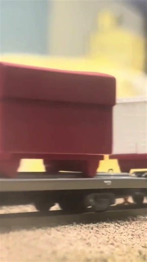 Conrail 6216 Leads Circus Train