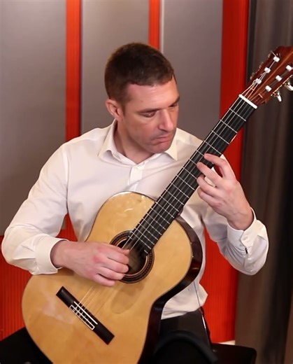Tárrega - Study in E minor | Simple but powerful #classicalguitar