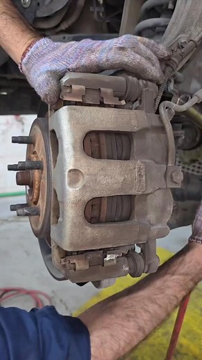 Ford Taurus front brake service complete guide #automotive #mechanic #DIY #usa🇺🇸 | MC