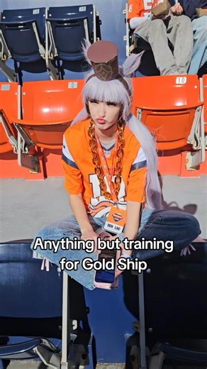 Despair on Instagram: "Go Broncos! ------------------------- Gold Ship🎠: @kyoshikino ------------------------- #umamusume #agnes #goldship #cosplay #broncos"