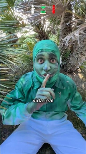 REAL-LIFE CAMOUFLAGE HIDE AND SEEK!