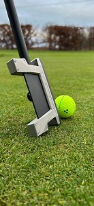 I was messing about with the lie angles on this Kantik putter again and realised that it can be turned into a somewhat of a training aid . Moving the head all the way flat or upright gives you a much smaller target to aim for width ways so if you’re like me and you want to practice hitting more centre putts and you have one of these putters then this could be something to practice with . A benefit of this is that the weight stays exactly the same so you can practice with the smaller target as a 