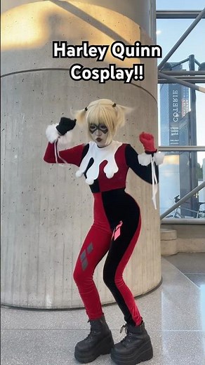 Classics Harley Quinn cosplay! #nycc #harleyquinn #dccomics #dccomicscosplay #cosplay