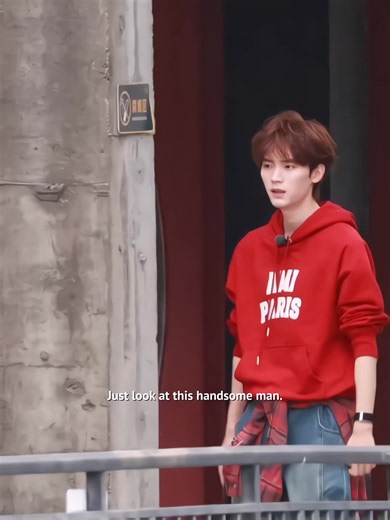 09 September, 26 | Zhou Yiran x Ami Paris emang perfect combo ❣️ #zhouyiran #周翊然 #upallfridaynight #chineseactor