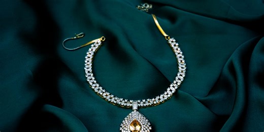 The Rules of Inheritance: How to Pass Down Jewelry Wisely and Well