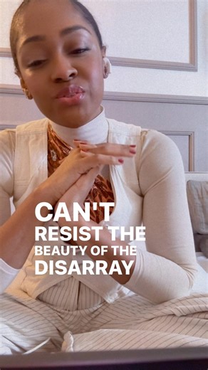 “Disarray” #paris #livemusic #soulfulmusic #cover #singer