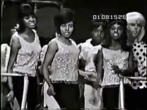 Dixie Cups - CHAPEL OF LOVE ('Shivaree' 4-10-65)