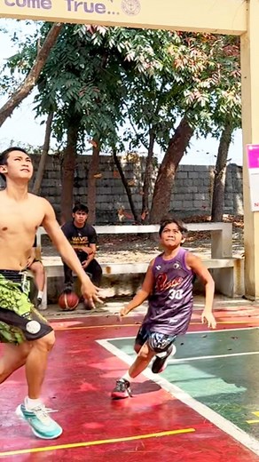 Mag training muna tayo! JM kumakasa kahit sa matatanda. #ThankYouJesusAlways #phenomissions #coacheric #mavsacademy #highlightseveryone | Coach Eric