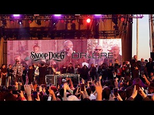 Dr. Dre and Snoop Dogg perform together at the TDE Christmas Concert in the Nickerson Gardens #watts