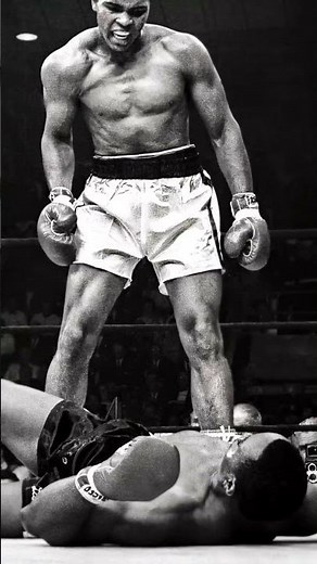 Muhammad Ali v Sonny Liston II - May 25th, 1965