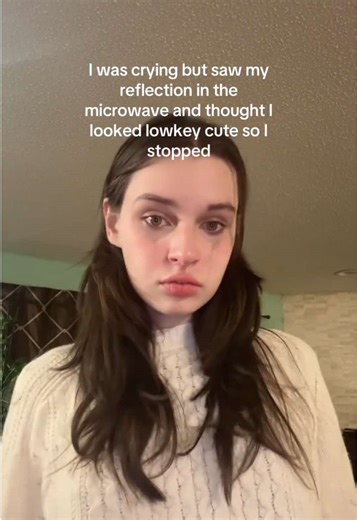 Those aren’t sound effects I have a live audience in my house 🤷‍♀️ #crying #girlhood #student #college #xyzbca