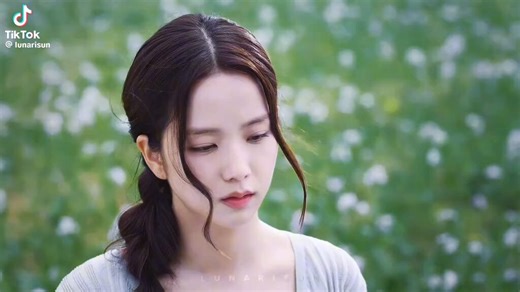 ‘you seem pretty sad for a girl so in love’ is already so seo mirae coded esp during bod & virtual bfs how she felt safe but hesitant about kyungnam at first 🥺