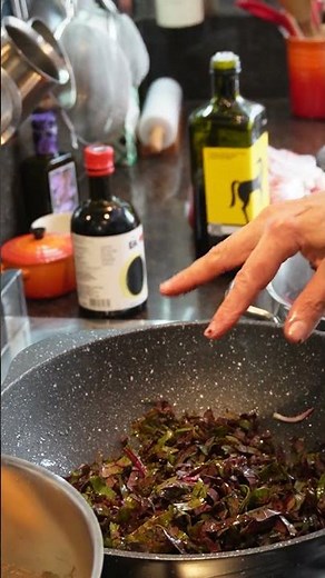 Como Refogar Folhas de Beterraba e Aproveitar Seus Nutrientes #culináriasaudável #beterraba