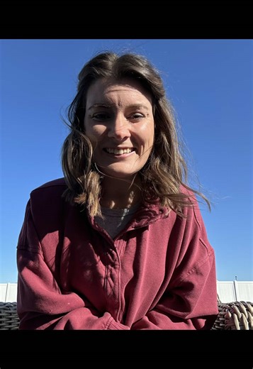 Starting over softly 🤍 Stepping outside my comfort zone and choosing myself. If you’re finding your way back too, you’re not alone. #foryoupage #hearttok #bettereveryday #startingtoday #youarenotalone