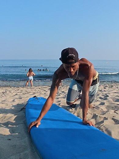 Surfing Tutorial ELYU with Best Coach | Beach Vibe