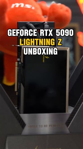 Unboxing the GeForce RTX 5090 LIGHTNING Z ⚡ Check out the pinned post on Facebook/Instagram/X, follow the rules, and comment your 'Break Your Limits' moment with the hashtag #LightningBreakLimit to enter! Check out the product page here 👉 https://msi.gm/S6CEFA8B | MSI Gaming
