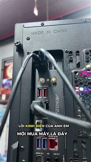 Monitor won't turn on when plugged in #sicomp #pcgaming #gaming #pcchiengame