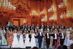 Celebrating 30 years on stage: we are having the time of our lives! People from all over the world are celebrating this together with us at the Vrijthof square. Two more concerts to go! #andrerieu | André Rieu