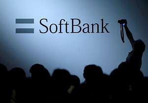 SoftBank posts loss, Vision Fund in the red for fourth straight quarter