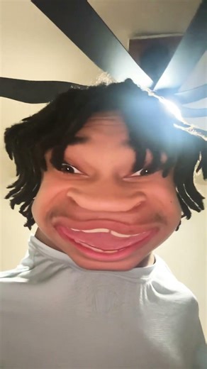 When you introduce your mom to your imaginary friend Be like: #yourmom #imagination