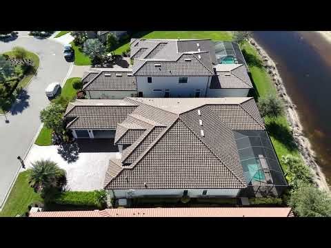 Naples Drone soars Esplanade with Edison Insurance inspection.