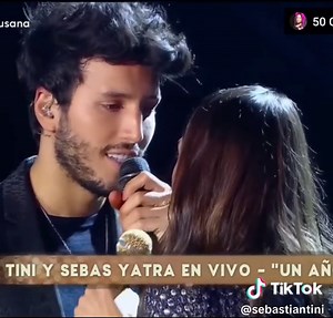 Tini y Sebastian Yatra Cantando Un Año en Concierto