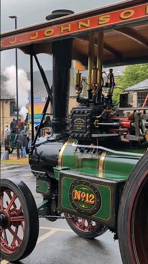 Traction Engines - Horn or Whistle?