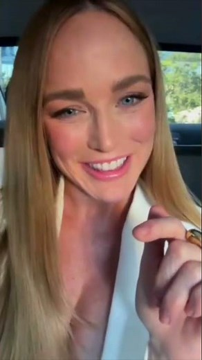 CCR 2026 | Caity Lotz Joins #Arrowverse Cast at CCR! #Arrow #TheFlash