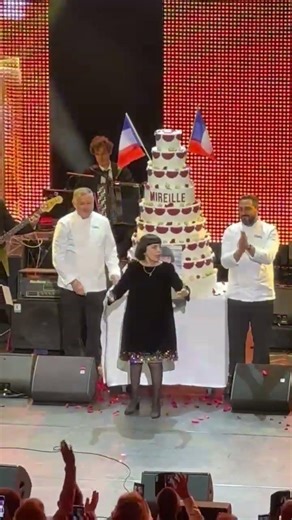 MIREILLE MATHIEU 60 ANS D'AMOUR A L'OLYMPIA 26/10/2025