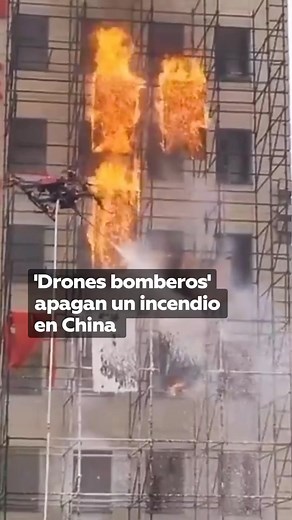 En Shaanxi, China, tres drones ayudaron a apagar un incendio en un edificio. Esto representa un progreso del país asiático en el desarrollo de tecnologías para combatir incendios. | Alvaro Alvarado C