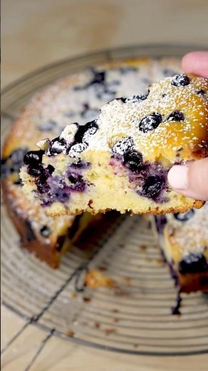 LEMON BLUEBERRY RICOTTA CAKE! 🍋🫐 Recipe in description ☺️