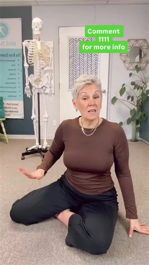 ✨ Getting up from the floor doesn’t have to feel scary or painful anymore 💛 ➡️ Comment 1111 for info on the Move Smarter Get Up Stand Up Program — one-time payment, lifetime access 🌟 Most “floor-to-stand” exercises expect your knees to do the work… but many people have knee pain, knee replacements, or knees that simply say “nope!” 🦵😅 That’s why today we use The Spiral 🔄 It’s a gentle way of using your weight, your space, and your whole body to get up off the floor — ✨ without forcing ✨ with