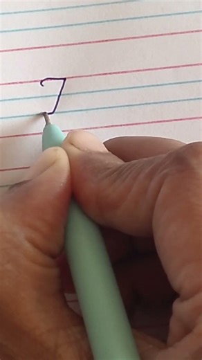 How to write cursive letter T/t #calligraphy #shortvideo