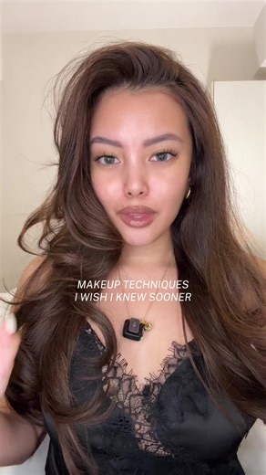 Effective Makeup Techniques for a Flawless Look