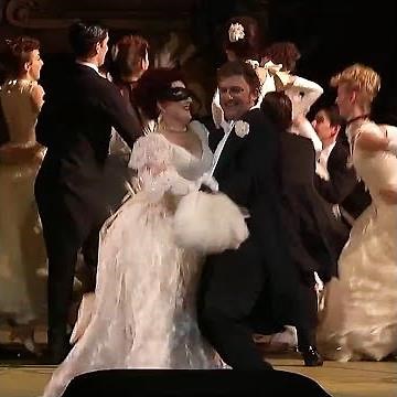 Jonas Kaufmann ✬ Dance extracts from "Die Fledermaus" by J.Strauss