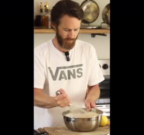 Glazed lemon-ricotta cake