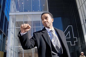 ‘High Flying Bird’: Andre Holland, Zazie Beetz Take on the NBA in Netflix Trailer