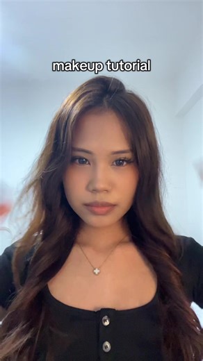 Creative Makeup Look Tutorial for Round Faces